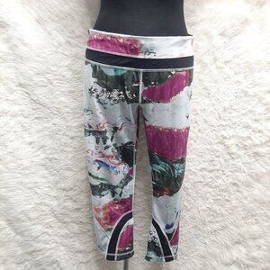 Lululemon Women's Run Inspire Crop II Luxtreme Pigment Wave Black Leggings 10